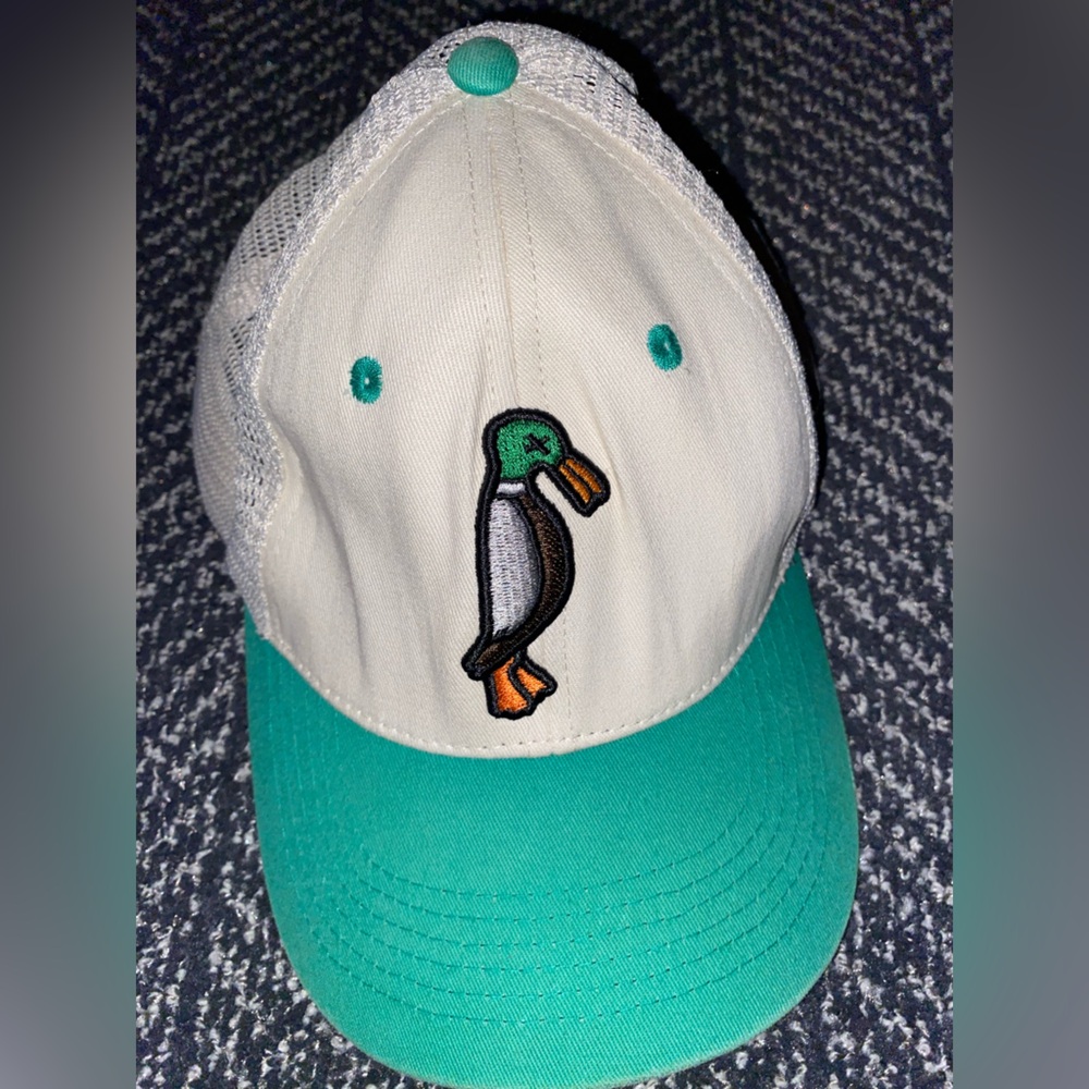 24.7 Hunt Duck Snapback Green and White Mesh 2F.7